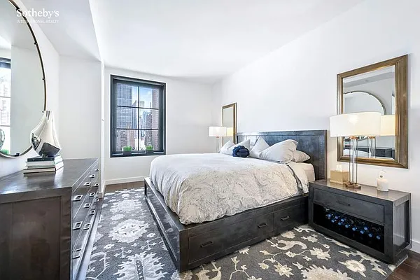 Sold by Sotheby's International Realty | media 7