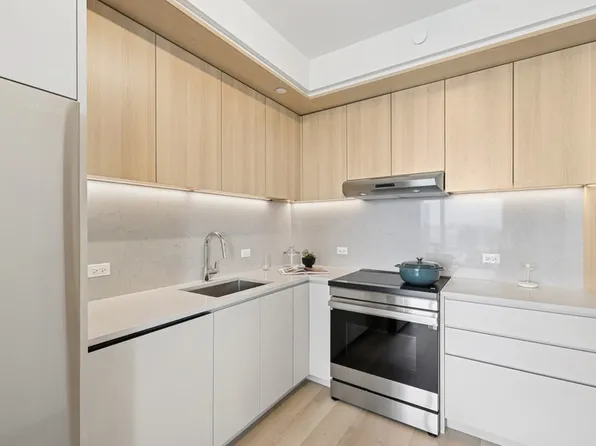 17 Hanover Place image 5 of 8