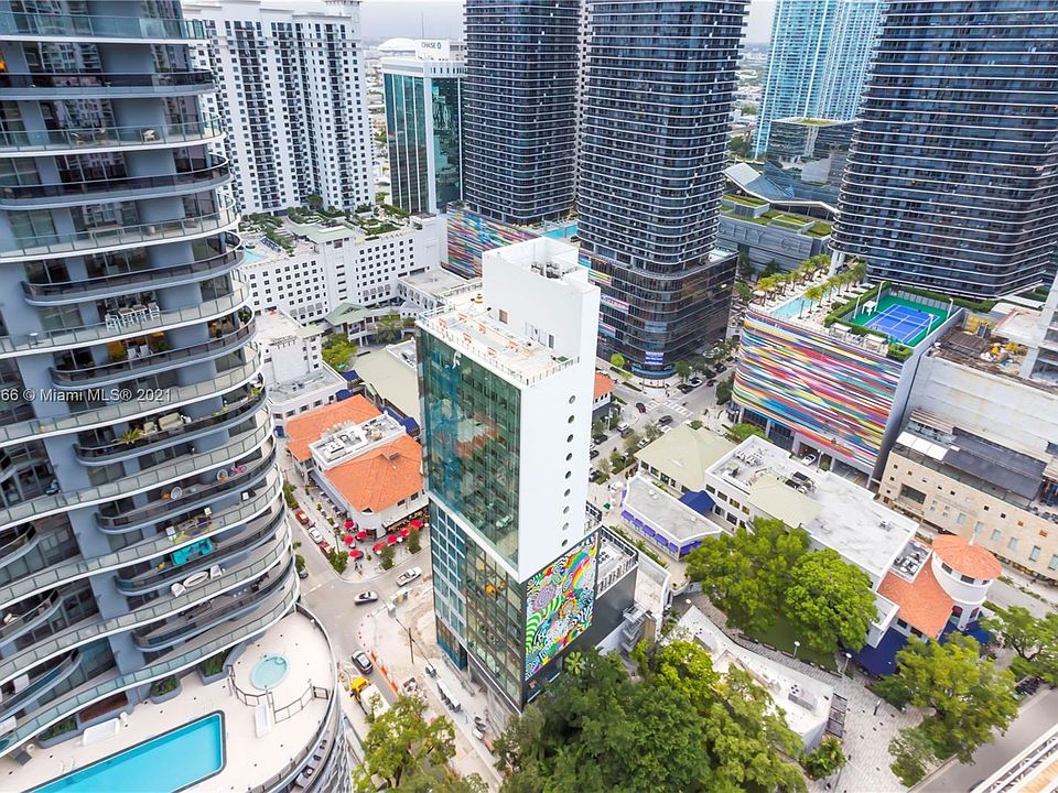 1st image of 1010 Brickell Ave #10