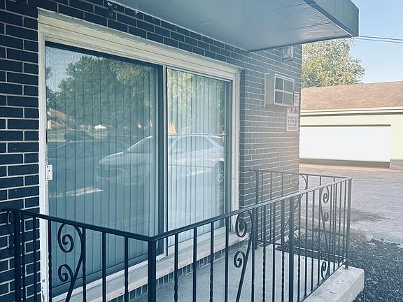 2nd image of 4640 153rd St APT 1E