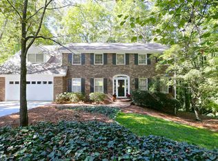 275 Whisperwood Dr, Roswell, GA 30075