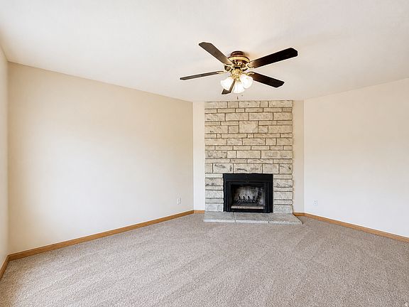 4th image of 3356 W Crown St