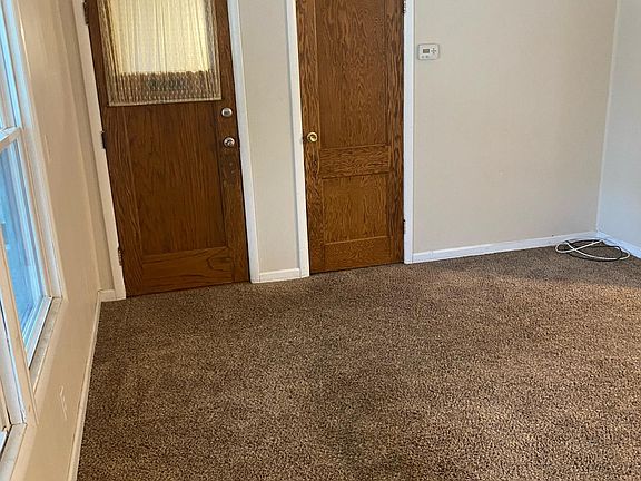 4th image of 331 Crestwood Ave #1
