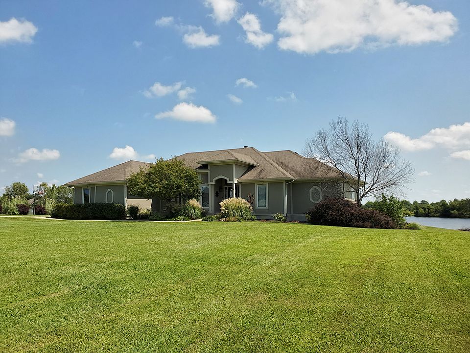 1st image of 32427 Keystone Dr