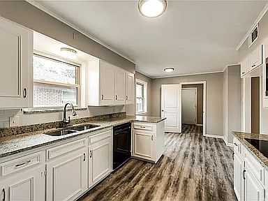 4th image of 6826 Kingsbury Dr