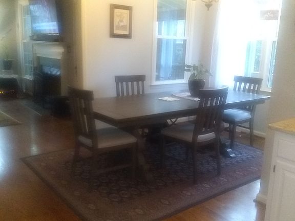 3rd image of 102 Pennsbury Ct