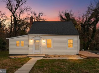 6710 Woodland Rd, Suitland, MD 20746