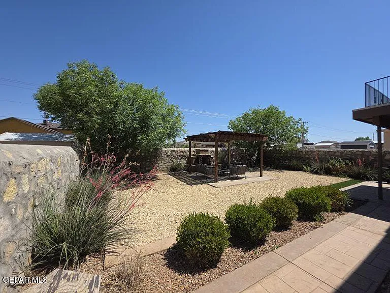 12867 Hidden Grove Dr — Photo 57
