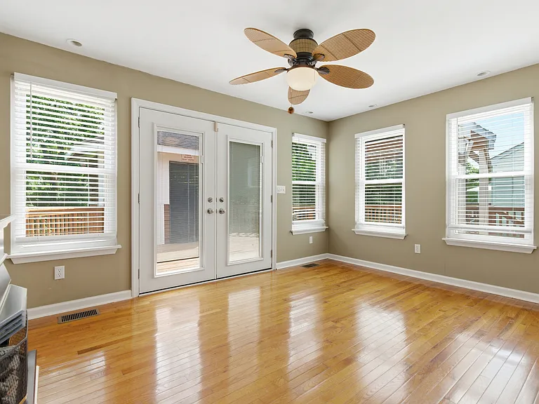 3313 Dockside Dr — Photo 22