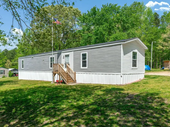 4045 Hillside Dr, Franklinton, NC 27525