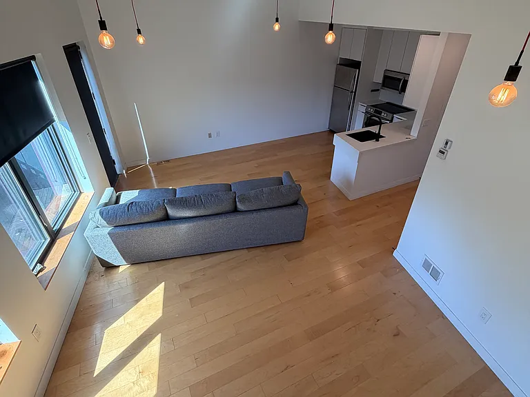 15 Allen St #302 — Photo 10