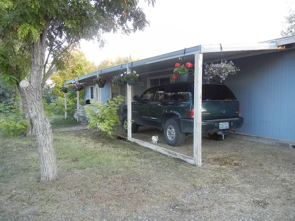 1641 W Donner St, Pahrump, NV 89048