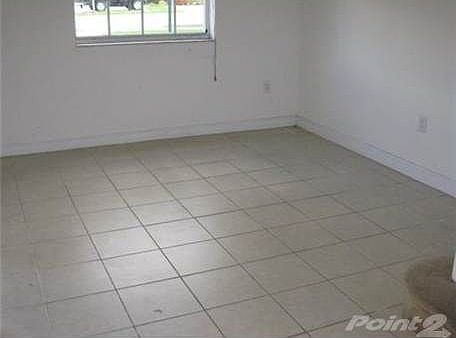 3rd image of 1395 NE 33rd Ave #1