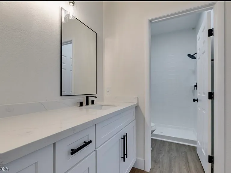 10525 Autumn Pine Ave #203 — Photo 14