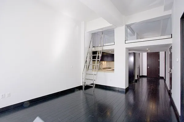 Rented by BLU Real Estate | media 8