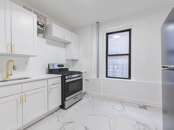 3rd image of 258 Wadsworth Ave APT 3I
