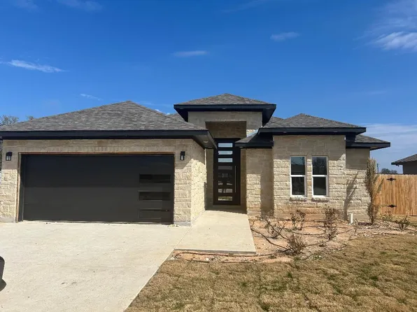 152 Lavanda Ln, Dale, TX 78616