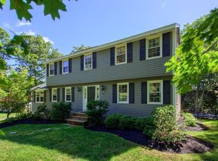 3 Dundas Ave, Andover, MA 01810