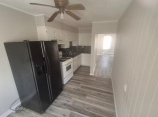 19 Manning St #1, Fall River, MA 02723