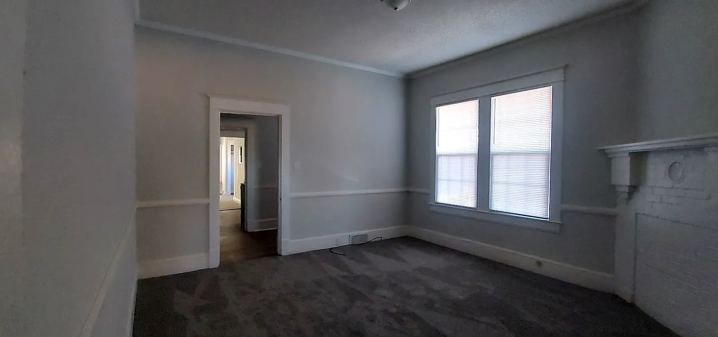 3 bed, $1,550 — Photo 3