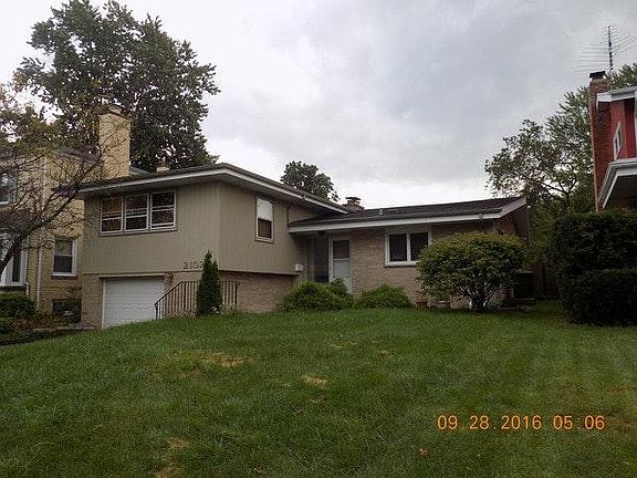 2nd image of 2102 Hagen Ln