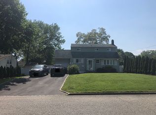 3010 New London Ave, Medford, NY 11763