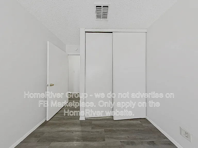 9759 Hidden Brk — Photo 18