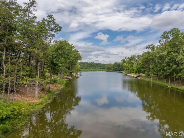 2763 Tyrol Point, Wright City, MO 63390