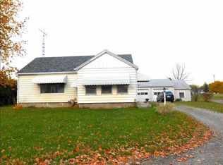 5062 Williams Rd, Newport, MI 48166