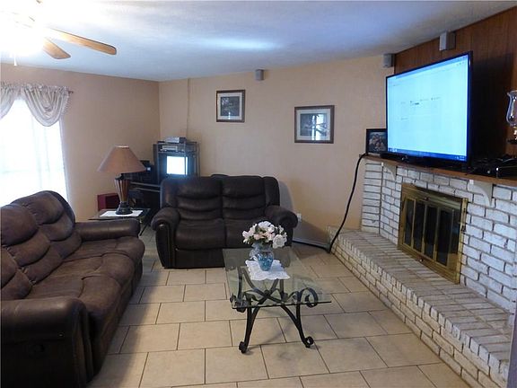 3rd image of 5404 Baker Dr