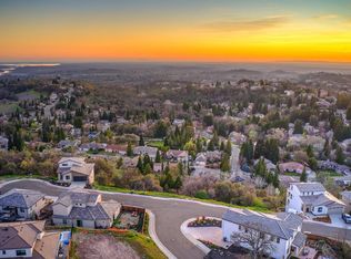 1140 Lantern View Dr, Auburn, CA 95603