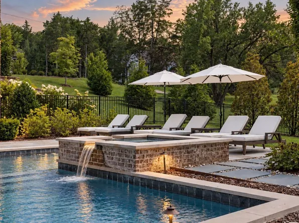 9289 Fordham Dr, Brentwood, TN 37027