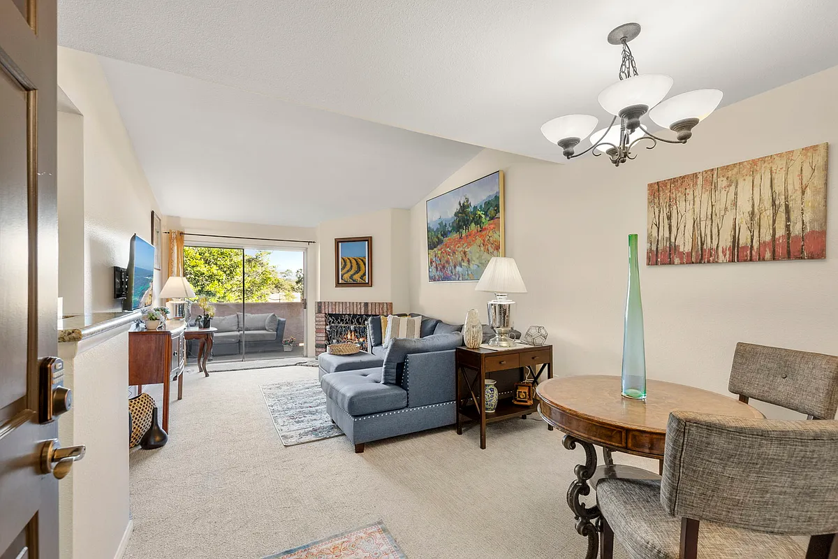 Building Photo - 7190 Shoreline Dr #4086