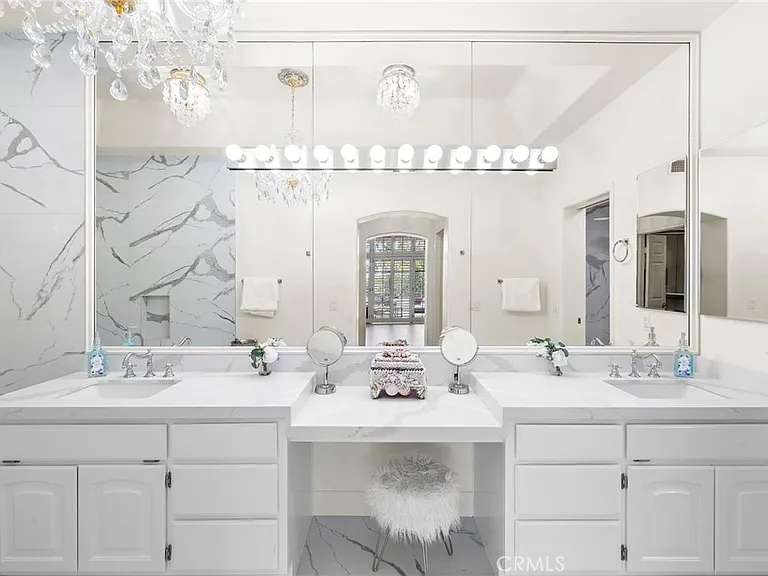 15 Sea Cove Ln — Photo 45