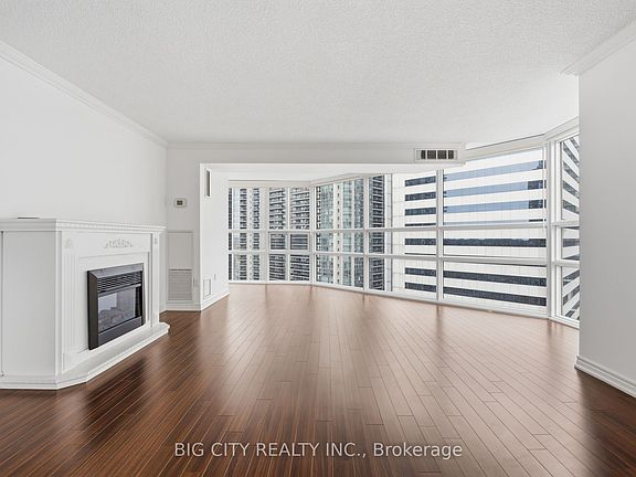 2nd image of 131 Beecroft Rd #1406