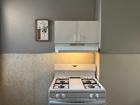 4th image of 4616 Longshore Ave Floor 1