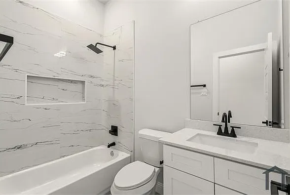 1832 Noble Ct — Photo 11
