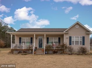 27 Columbia Rd, Colonial Beach, VA 22443