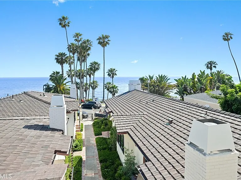 360 Cliff — Photo 43