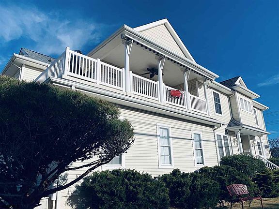 2nd image of 2140 West Ave
