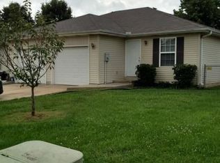 206-208 Eagle Cir, CLEVER, MO 65631