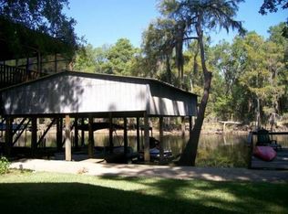 4281 Cypress Village Rd, Karnack, TX 75661