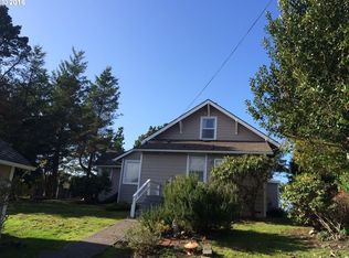 1001 Ocean Beach Blvd N, Long Beach, WA