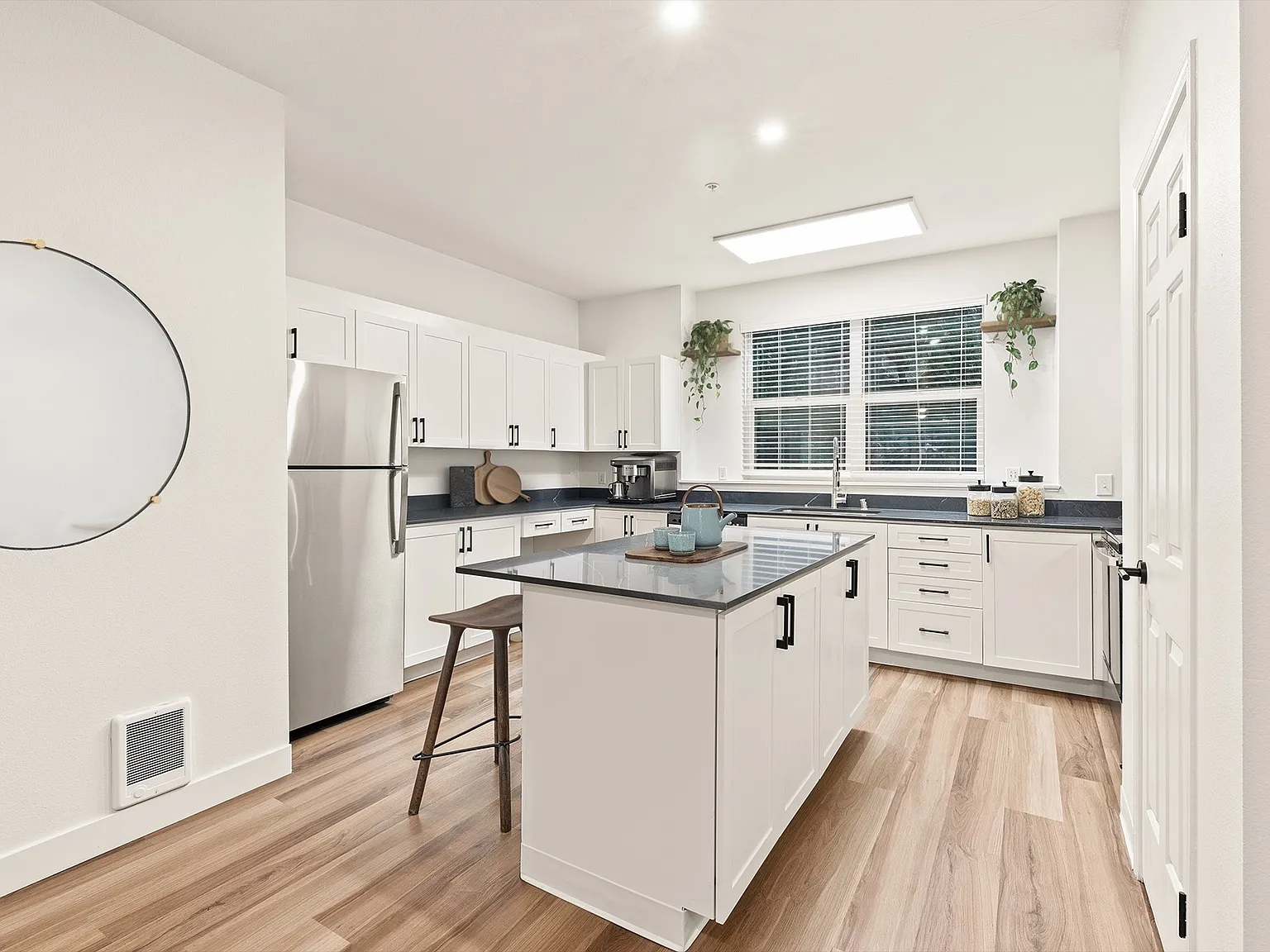 Bella Vista — Photo 3
