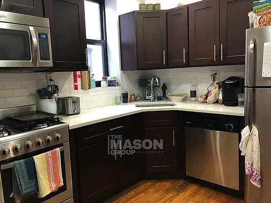 Rented by Mason Group LLC | media 9