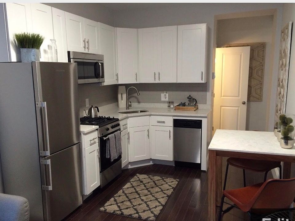 2nd image of 50 Clearway St #3