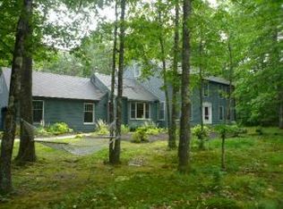 48 James Farm Rd, Lee, NH 03861