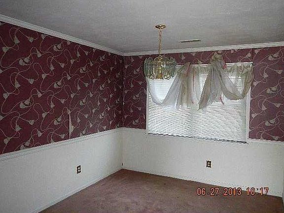 5th image of 5429 Macqueen Dr