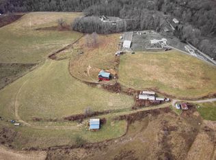 15 Five Forks Rd, Fairmont, WV 26554