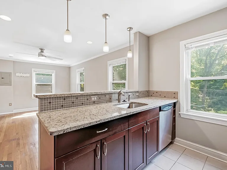 7300 Flower Ave #3 — Photo 10